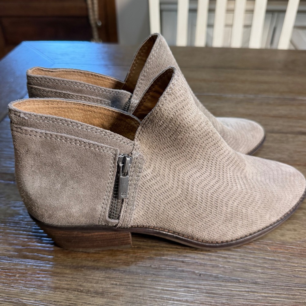 Lucky Brand Taupe Suede Leather Herringbone South Western Ankle Booties 8.5M